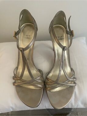 Stuart Weitzman Metallic Bronze Gold T-Strap Heeled Sandals